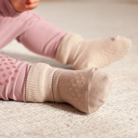 Organic cotton crawling socks for babies Burgundy