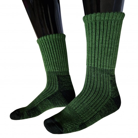 Technical active leisure socks with Coolmax fiber and Merino wool Dark green